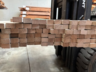 Partij Meranti Opdeklatten Volhout RAL7044 60 mu